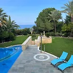 Amorosa 14 Villa