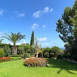 Amorosa 14 Villa