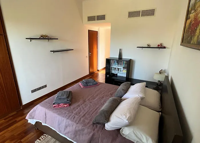 Amorosa 14 Neo Chorio