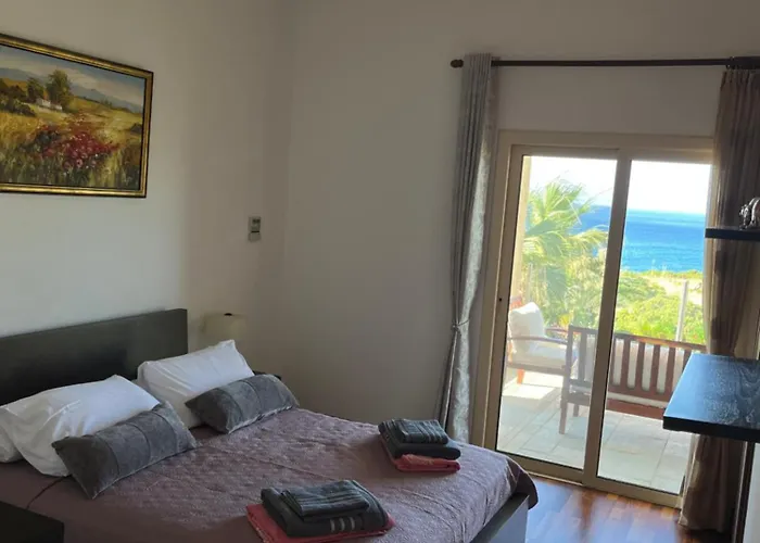 Amorosa 14 ヴィラ